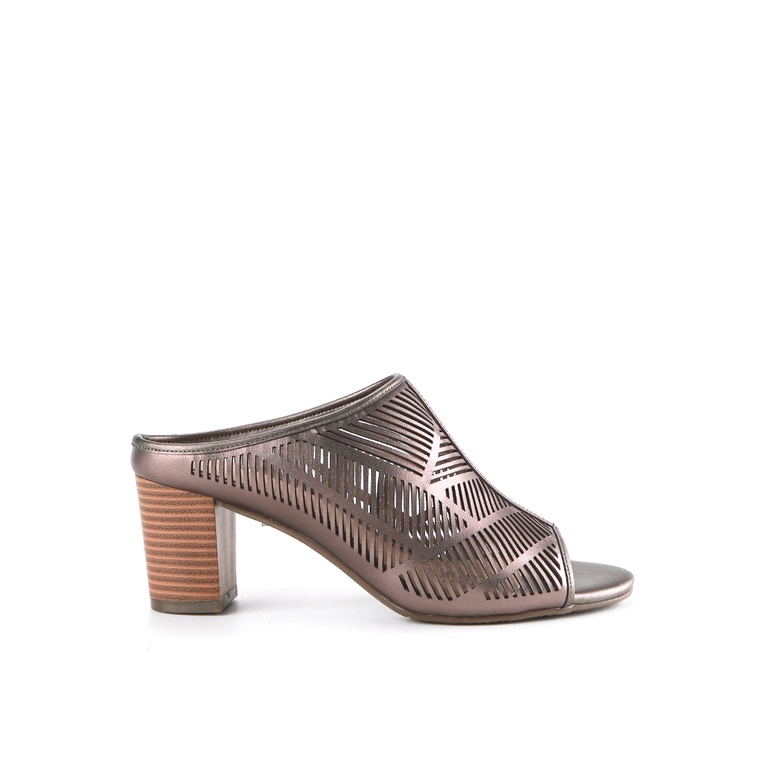 Sepatu Heels Hush Puppies Original desain peep toe dengan kesan gaya etnik Tapak Kantor Berkualitas 