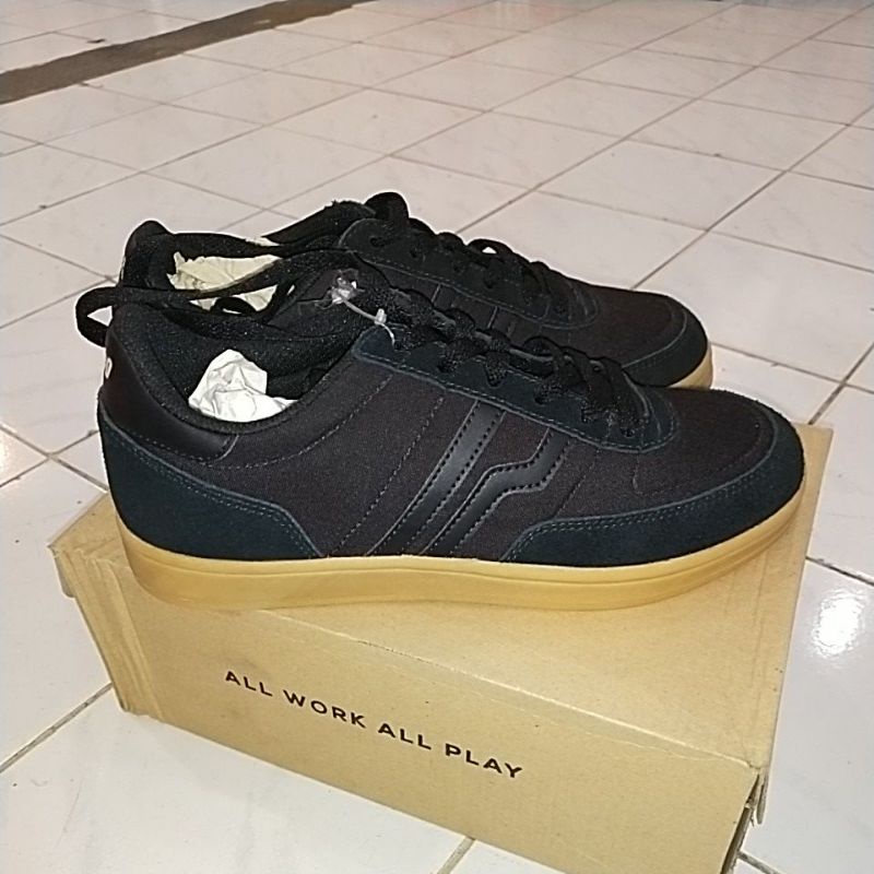 Piero Sepatu Casual Derby Black Gum Original