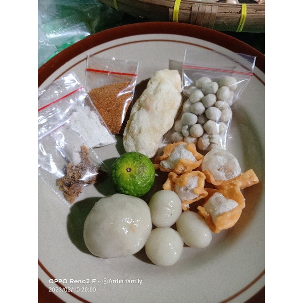 

boci mercon/boci murah meriah/boci isi ayam suwir pedas/boci pedas