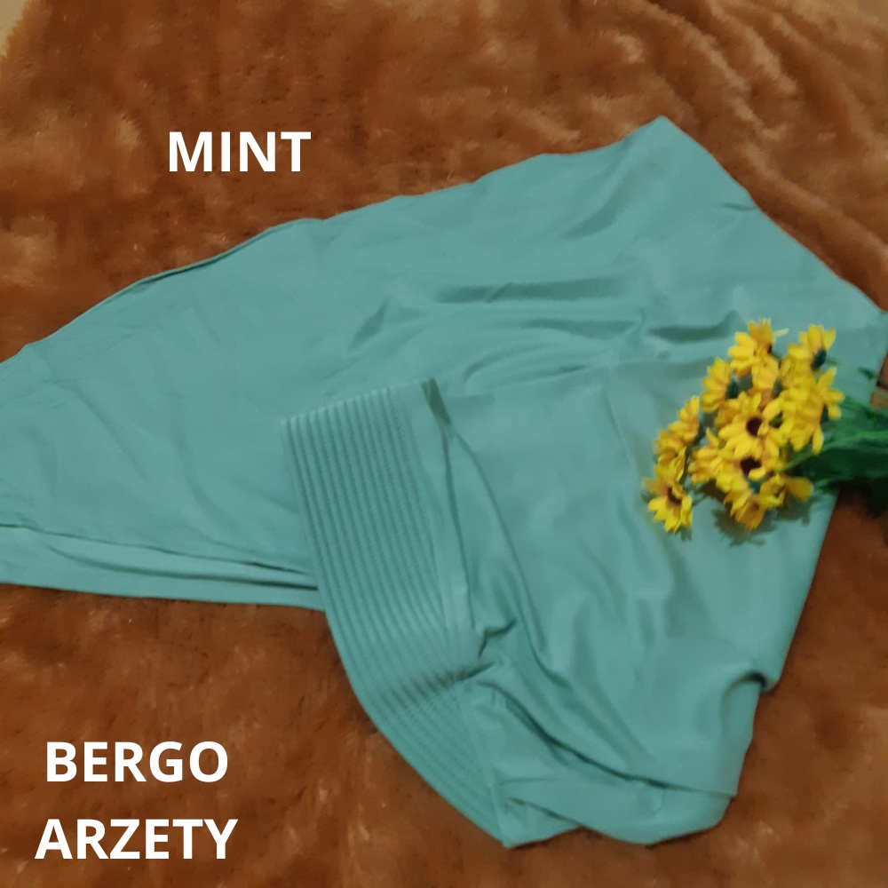 Hijab Bergo Arzety Belah Samping Ped Antem Polos
