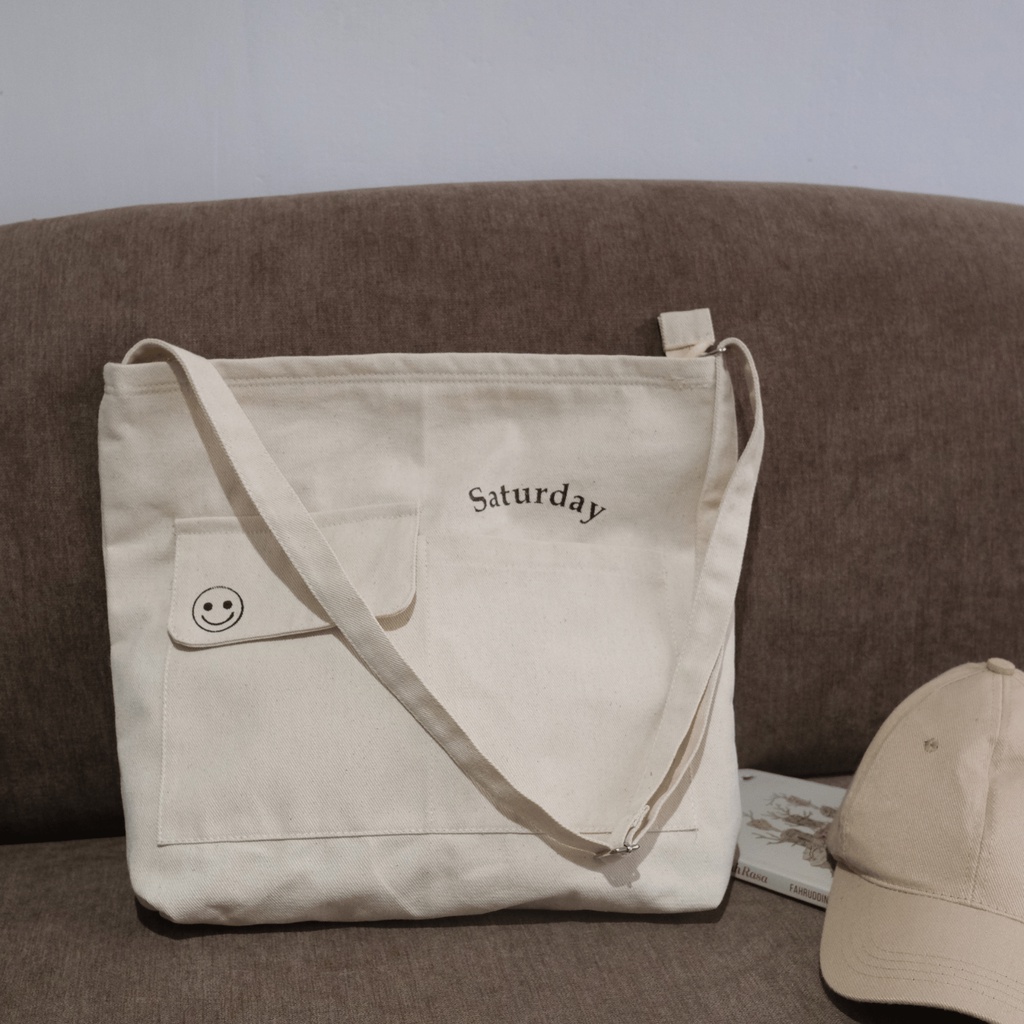 (FREE POUCH) Slingbag DAISY DAY with Emoji