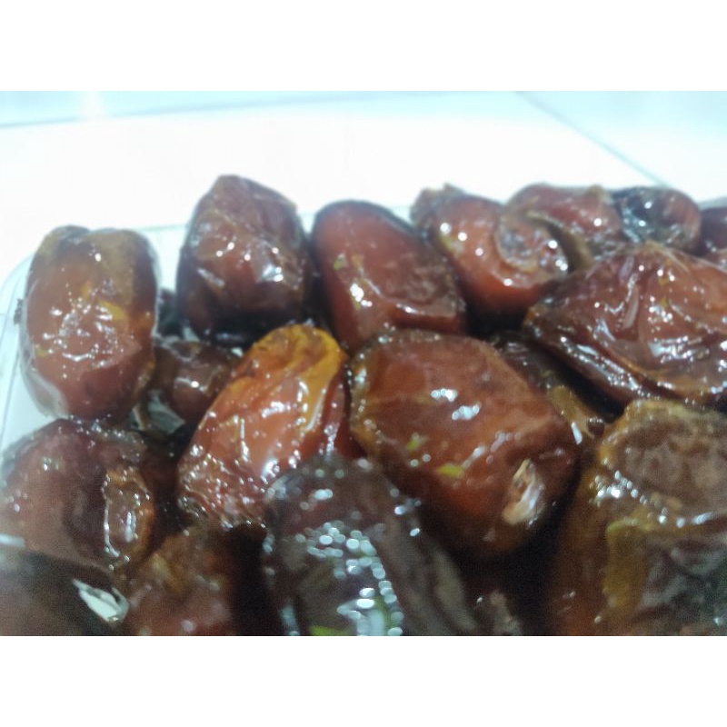 

kurma mesir 1 kg golden valey