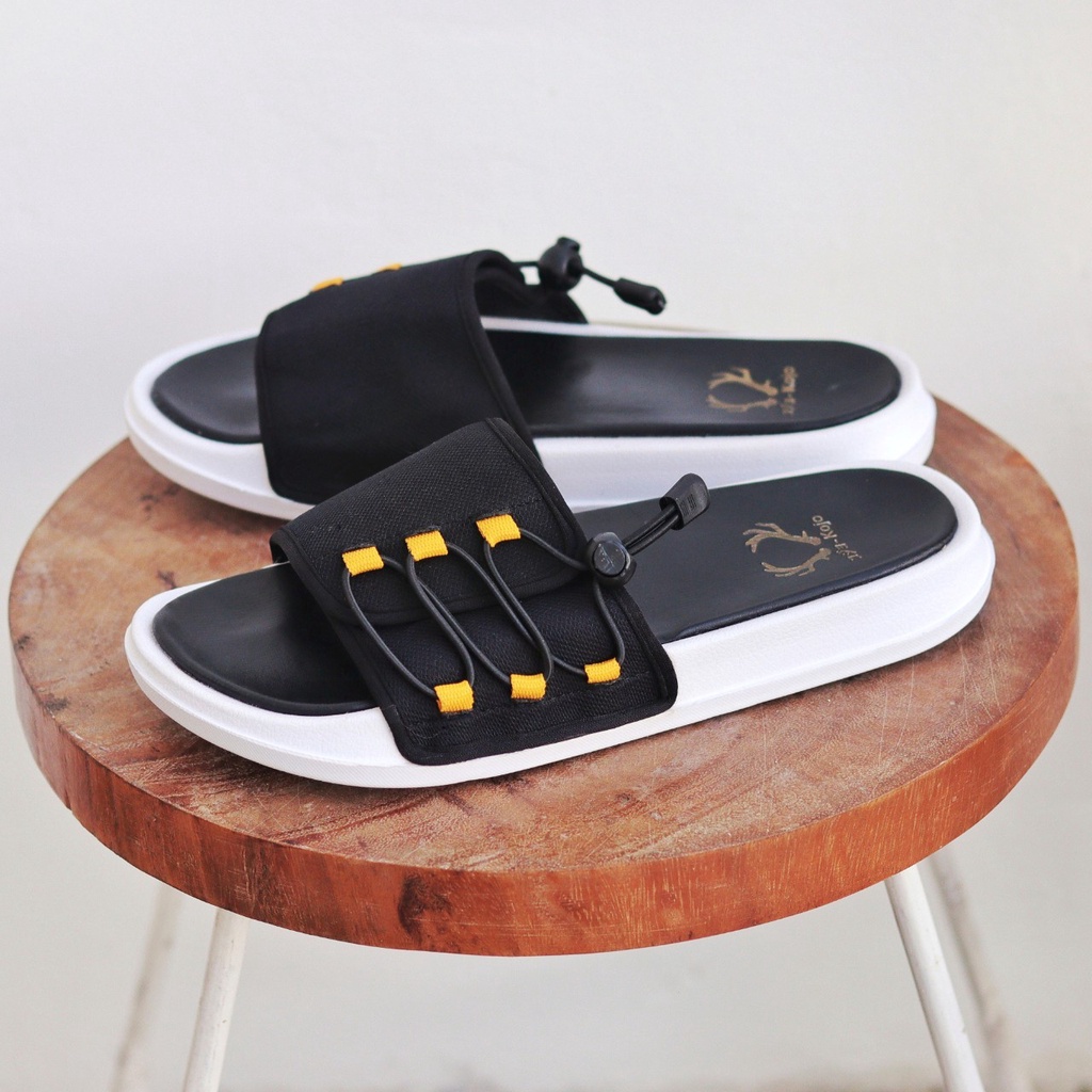 BWO HITAM LIST Sendal Slop Pria Wanita Dewasa Model Terbaru Ori Sandal Selop Slip On Slop Pria Wanita Distro Keren Casual Slide Kasual Laki Laki Cowok Cewek