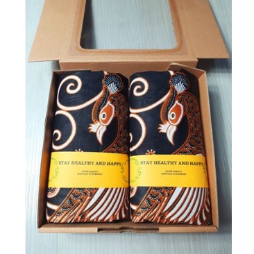 HAMPERS CANTIK / Hampers Nikah Wedding Gift Unik / Kado Cowok Kain Baju Batik Katun / hampers guru c