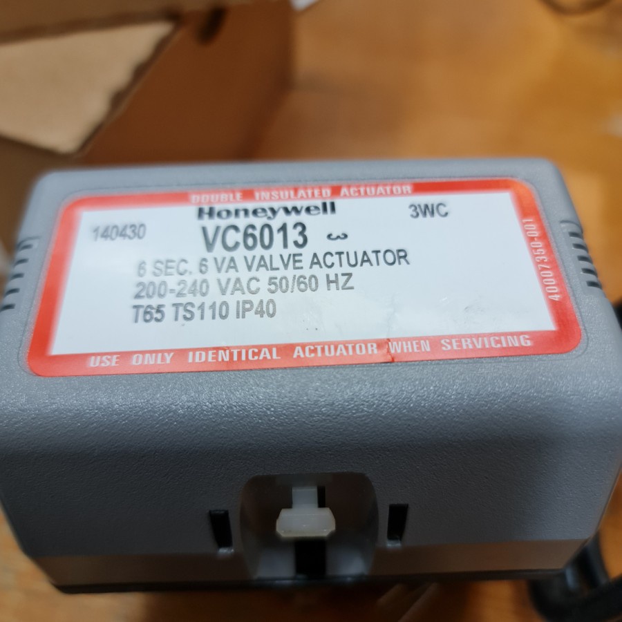 Honeywell Motorized Valve VC6013 1/2"