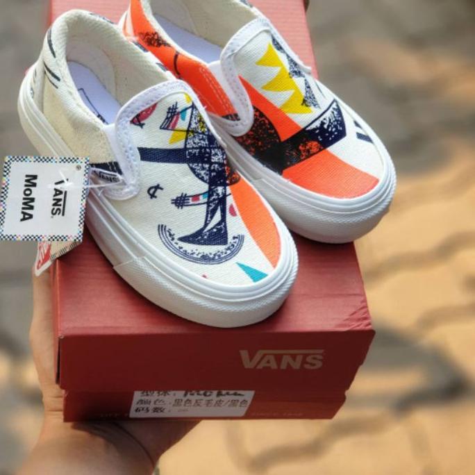 TERLARIS SEPATU ANAK VANS MOMA CREAM MOTIF SLIP ON BAHAN KANVAS grosir