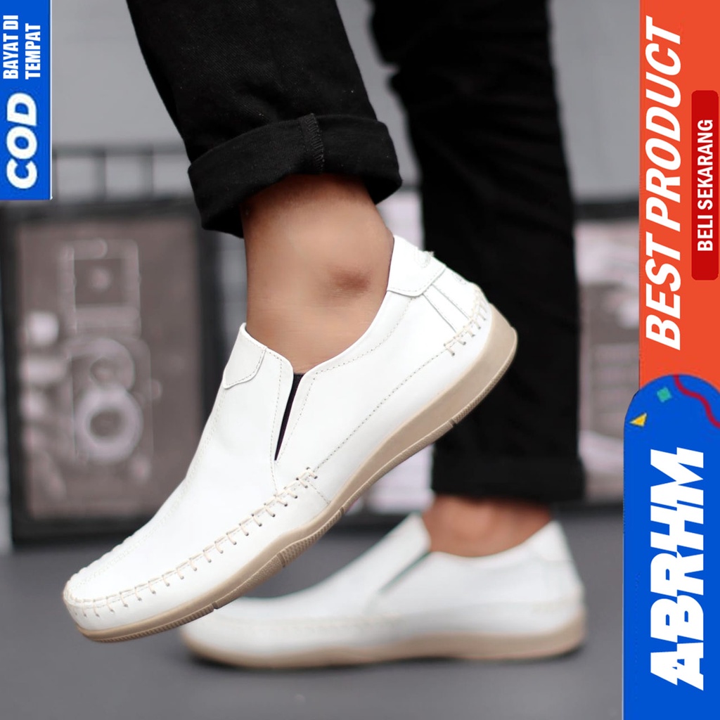 ABRHM X DIVOC Sepatu Casual Slip On Pria Sepatu Pria Casual Kulit Asli Sepatu Slop Anti Slip Cowok Sepatu Kasual Cowo Semi Formal Pantofel Kerja Kantor Kuliah Kondangan Gaya Santai Keren Kekinian Original Terlaris