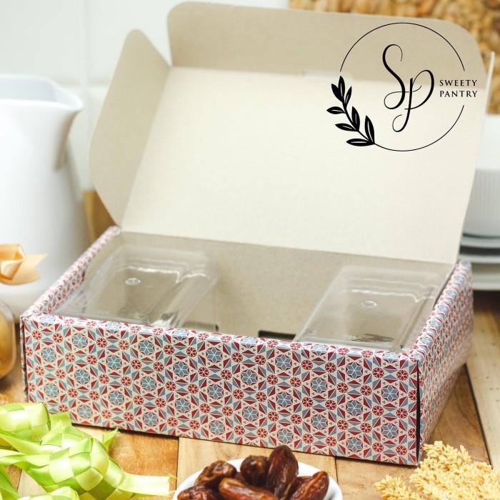 

Usro - Dus Cake Box Packaging Kotak Toples Lebaran Idul Fitri 034