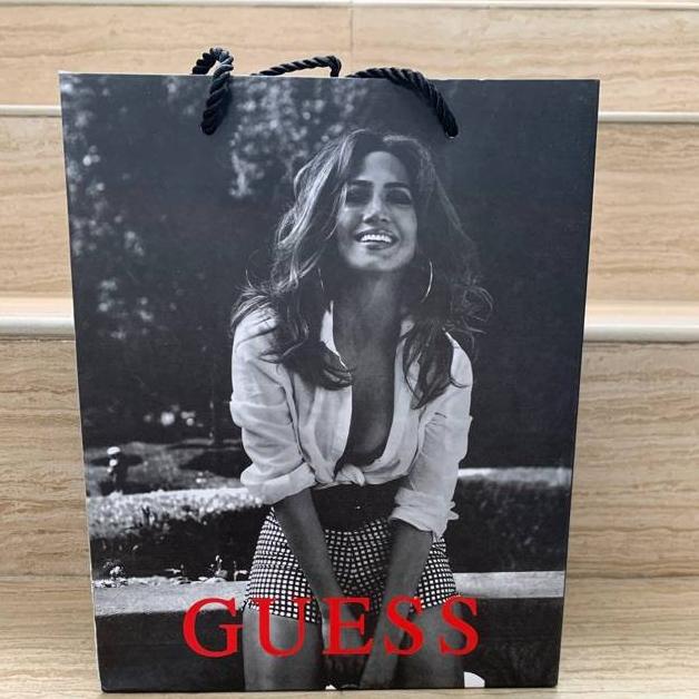*:*:*:*:*] Tas Paperbag Paper bag Guess Zara Edition Keren Cantik Bagus Diskon