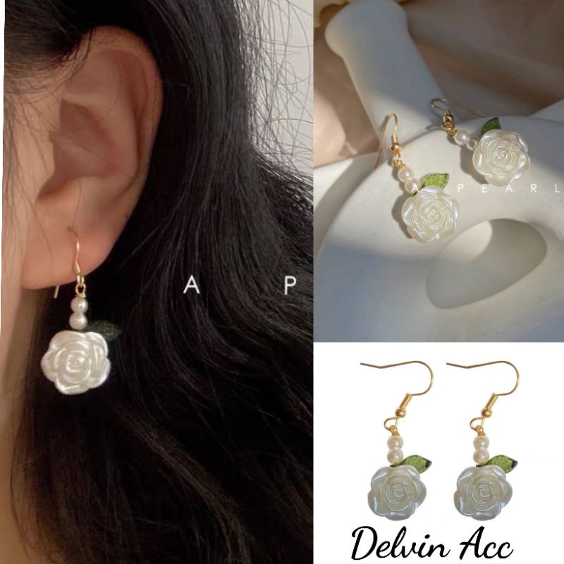 PROMO 6.6 Anting Wanita Import Mawar Putih Daun Korean Style / Anting Hijab Bandul