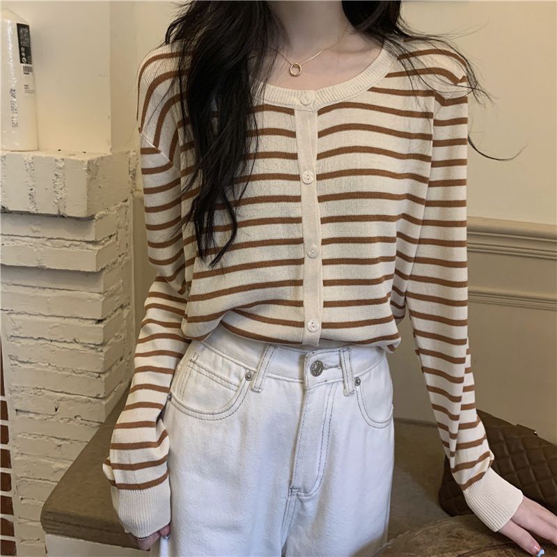 Cardigan Sweater Motif Garis Fashion Korean Crop Long Sleeve Knit Top Atasan Korean Style Wanita