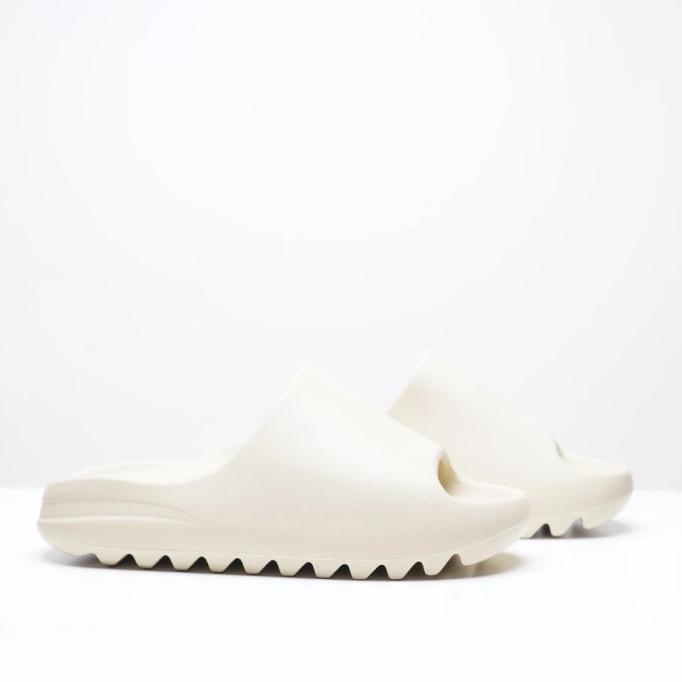 Sandal Yeezy Slide Pure