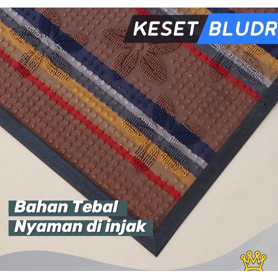 Keset Kaki Lantai Kamar Mandi Anti Slip Warna Motif Salur Keset Bludru 40x60 Cm