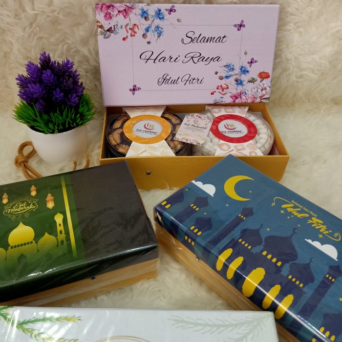 

✨NEW✨ -Hampers parcel ina cookies isi 2 regular - Polos- 1.1.23