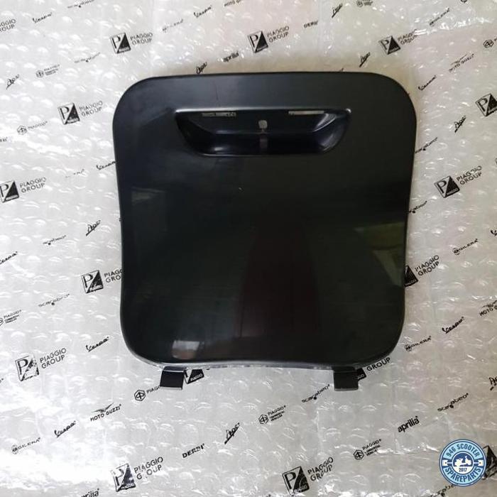 Cover Tutup Busi Vespa Lx/S