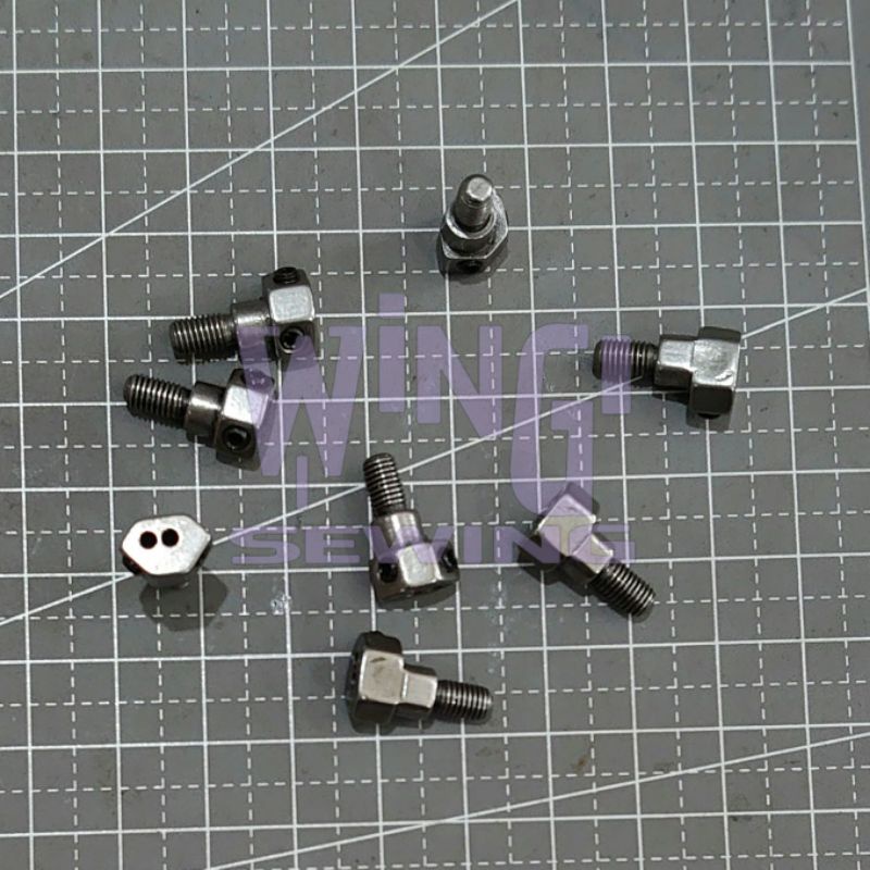 146773001 BROTHER B531 Benang 4 Kepala Jarum Mesin Jahit Obras