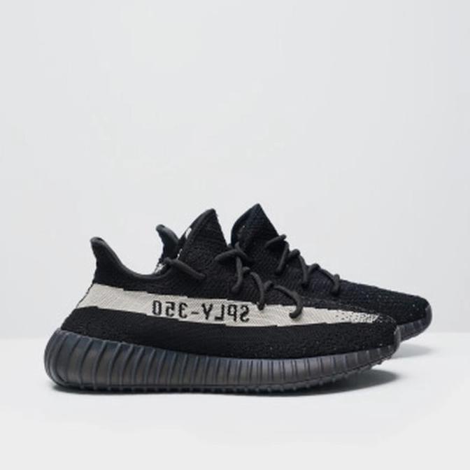 Adidas Yeezy Boost 350 V2 - Core Black White