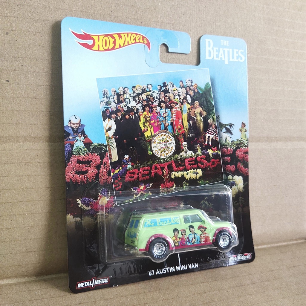 Hotwheels The Beatles 67 Austin Mini Van