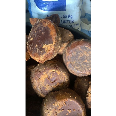 

gula merah batok asli dari linggau sumsel Untuk buat cuka pempek per 1 kg