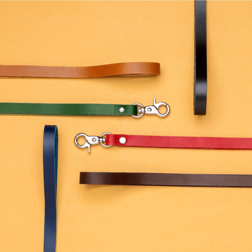 

RK Gantungan Tali Id Card Kulit Asli - Genuine Leather Lanyard Name Tag