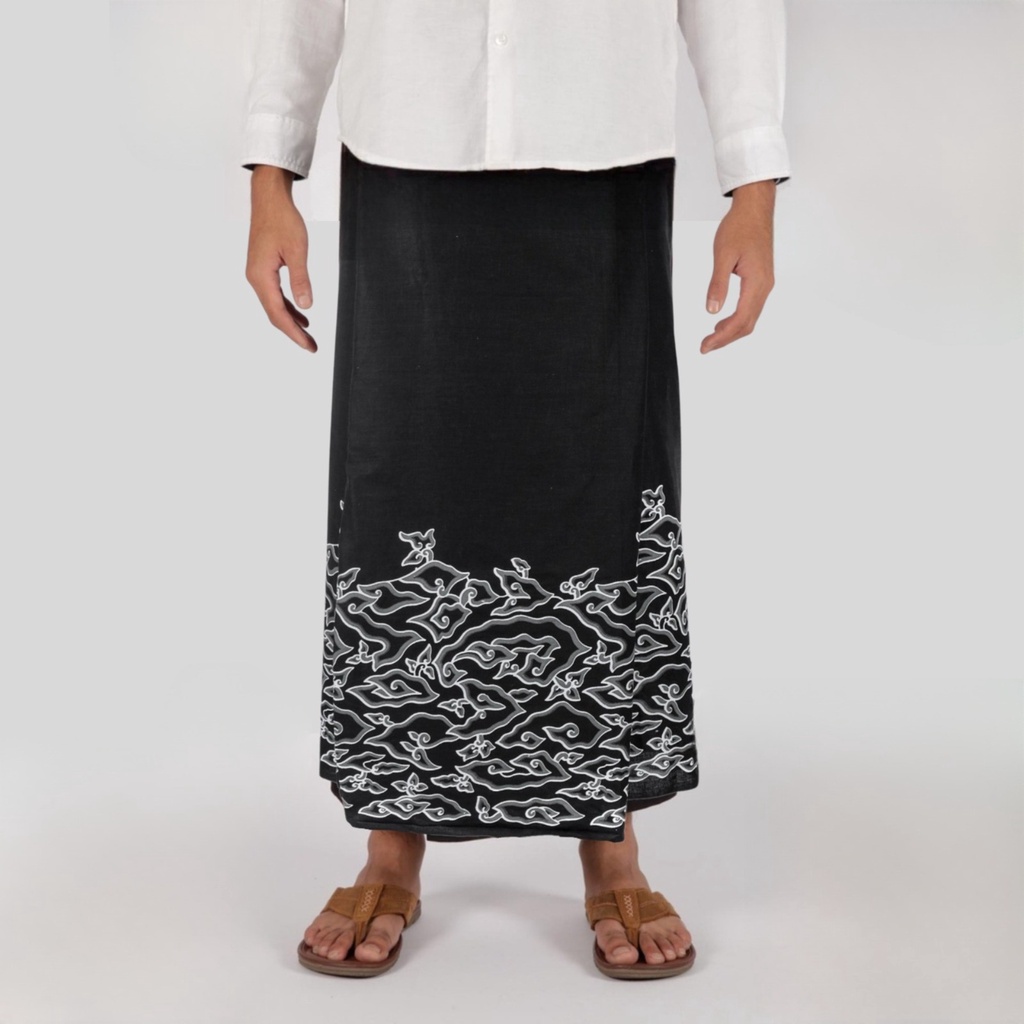 LIMITED BATIK TRUSMI Sarung Hitam Putih Sarung Batik Sarung Polos Motif Megamendung Dewasa Pria