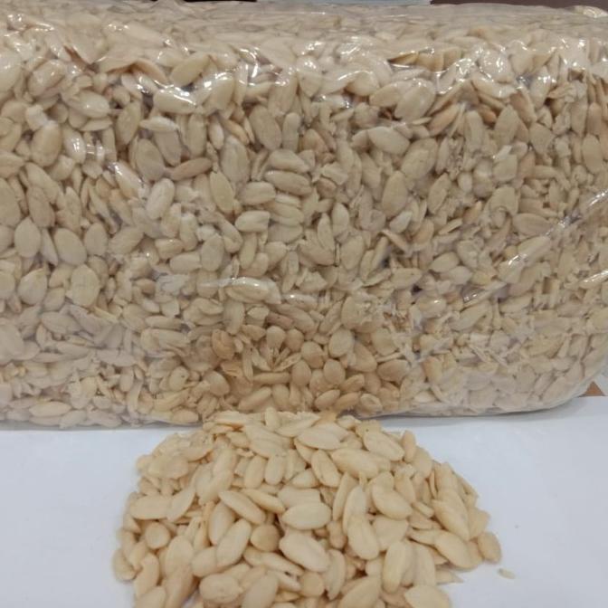 

Kacang kenari kupas mentah 1000gram