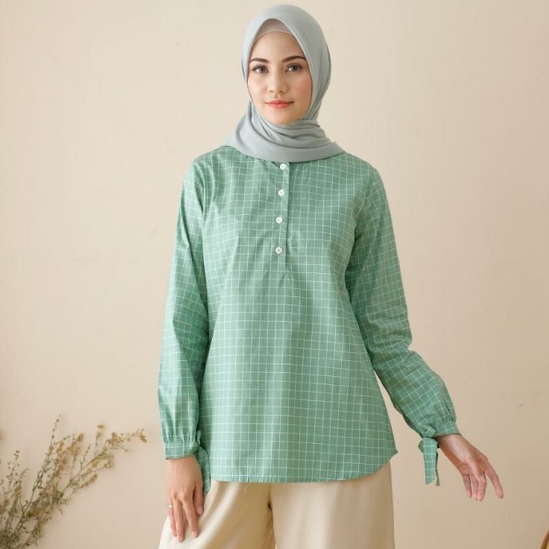 Xavia Blouse