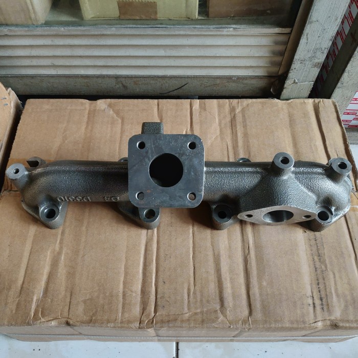 Exhaust Manifold Panther Turbo Original Kode 297
