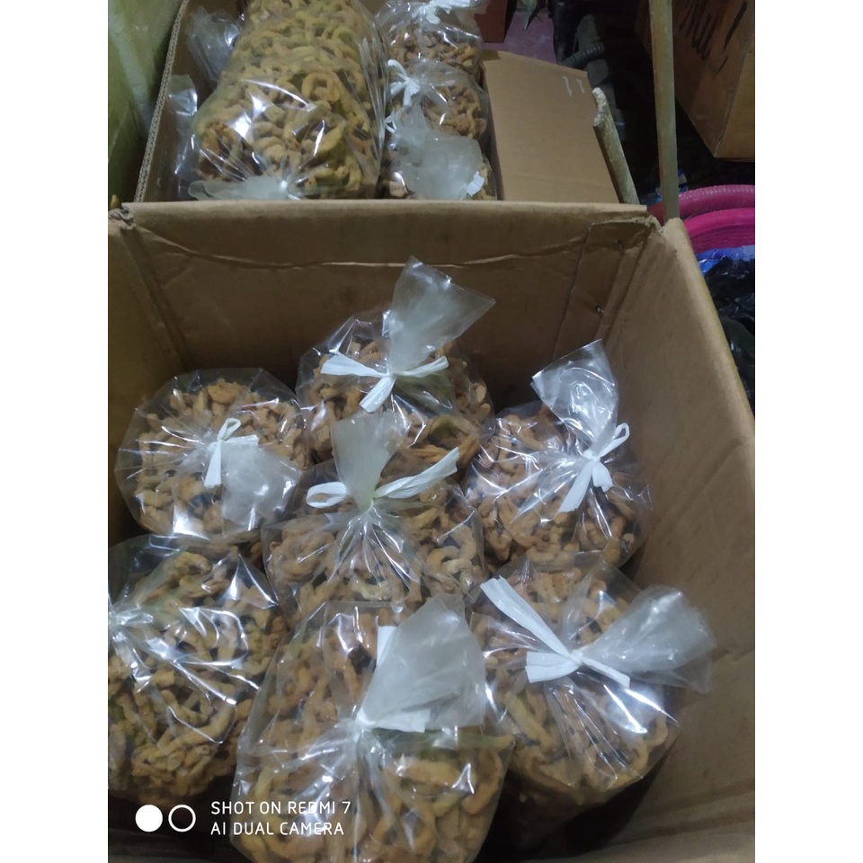 

Kripsus bumbu rempah 1 Kiloan free kardus