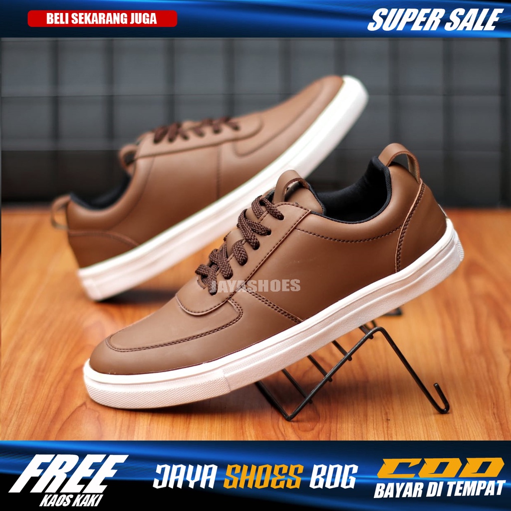 THOR Sepatu Kasual Sneakers Pria Trendy Kulit Sintetik Original Distro Simple Murah Anti slip Main Gaya Hangout Laki Laki