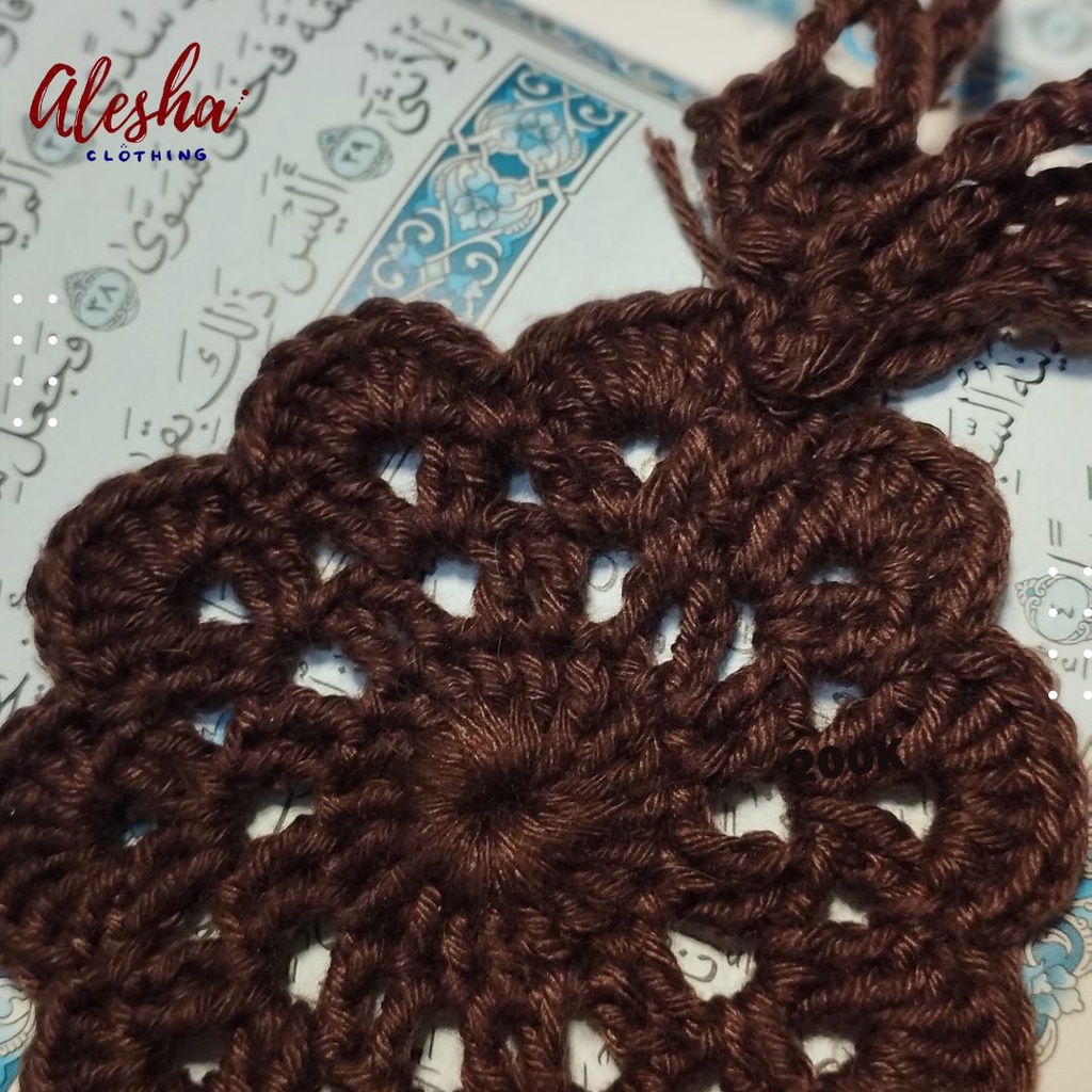 

Alesha Crochet Bookmark