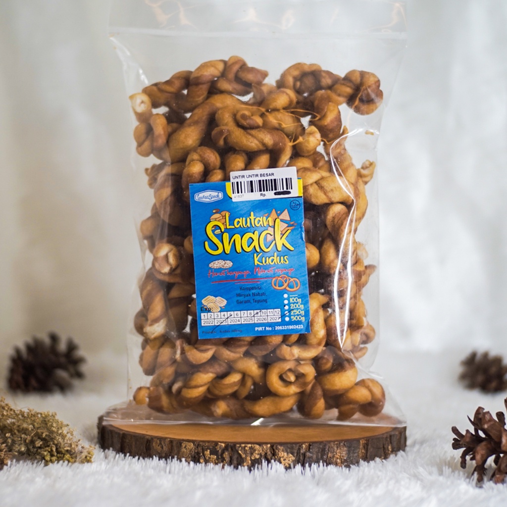 

Cemilan Manis | Lautan Snack I Untir-untir Besar 250 gram