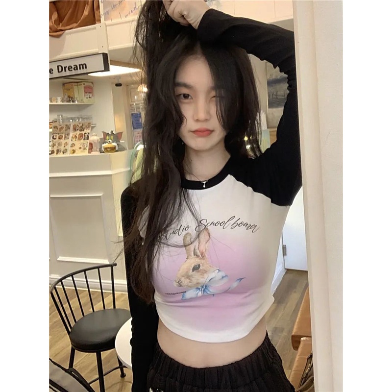 Red American Retro Kelinci Cetak Leher Bulat Lengan Panjang T-shirt Musim Gugur Bagian Pendek Slim Slim Belly Button Top Wanita