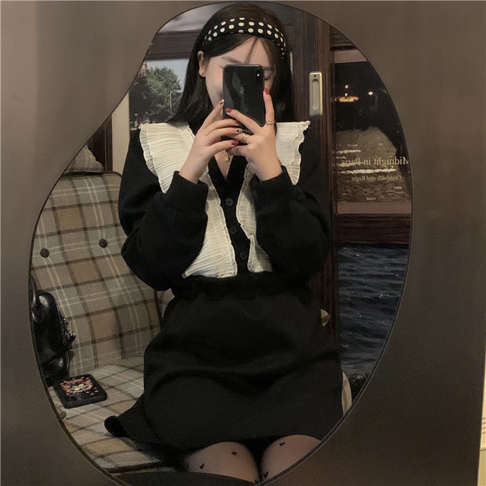 Red kumikumi perasaan desain ruffles jahitan V-neck lengan panjang gaun musim gugur pinggang pelangsing rok pendek A-line wanita