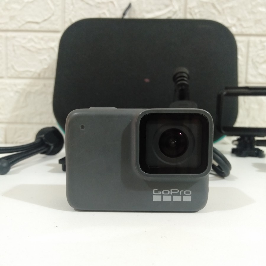 GoPro hero 7 silver action camera second