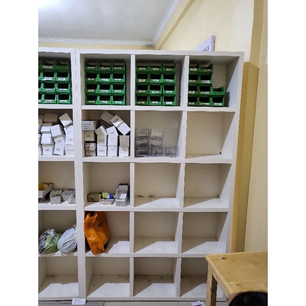 LEMARI BUKU LEMARI OBAT APOTEK LEMARI KAYU PUTIH TEBAL