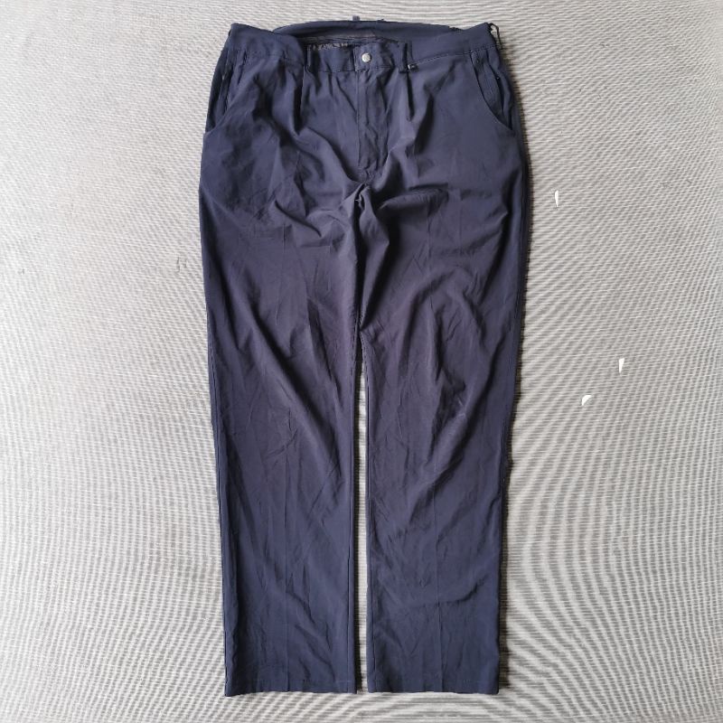 CELANA OUTDOOR FORMAL SECOND SIZE JUMBO 36-38