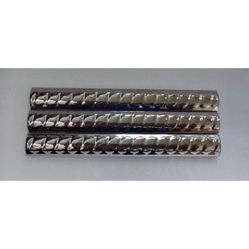 Kuku Macan Silver/Bonbon/Lis Keramik Sudut 20cm