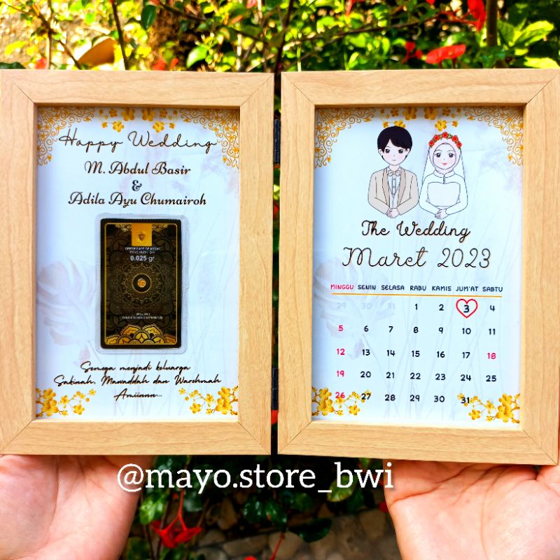 Foto Frame Custom. Mini Gold. Bingkai Couple. Free Editing. Kado Ultah. Wedding. Anniversary. COD