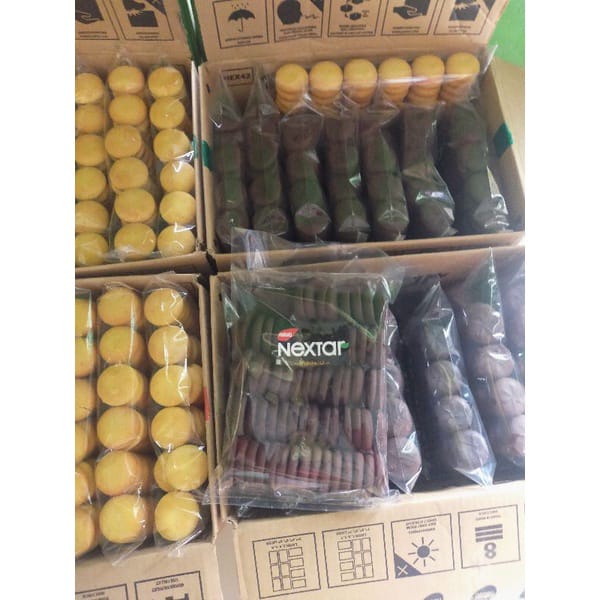 

SNACK KILOAN BALL GROSIR KHUSUS LEBARAN