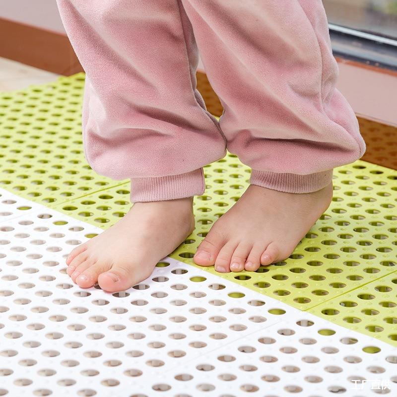 MMM Karpet Tebal Kamar Mandi Anti Slip Polkadot Keset Anti Licin Dapur Mat Non-Slip 30x30 Cm Tebal Murah