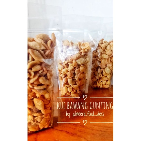

kue bawang gunting renyah khas minang
