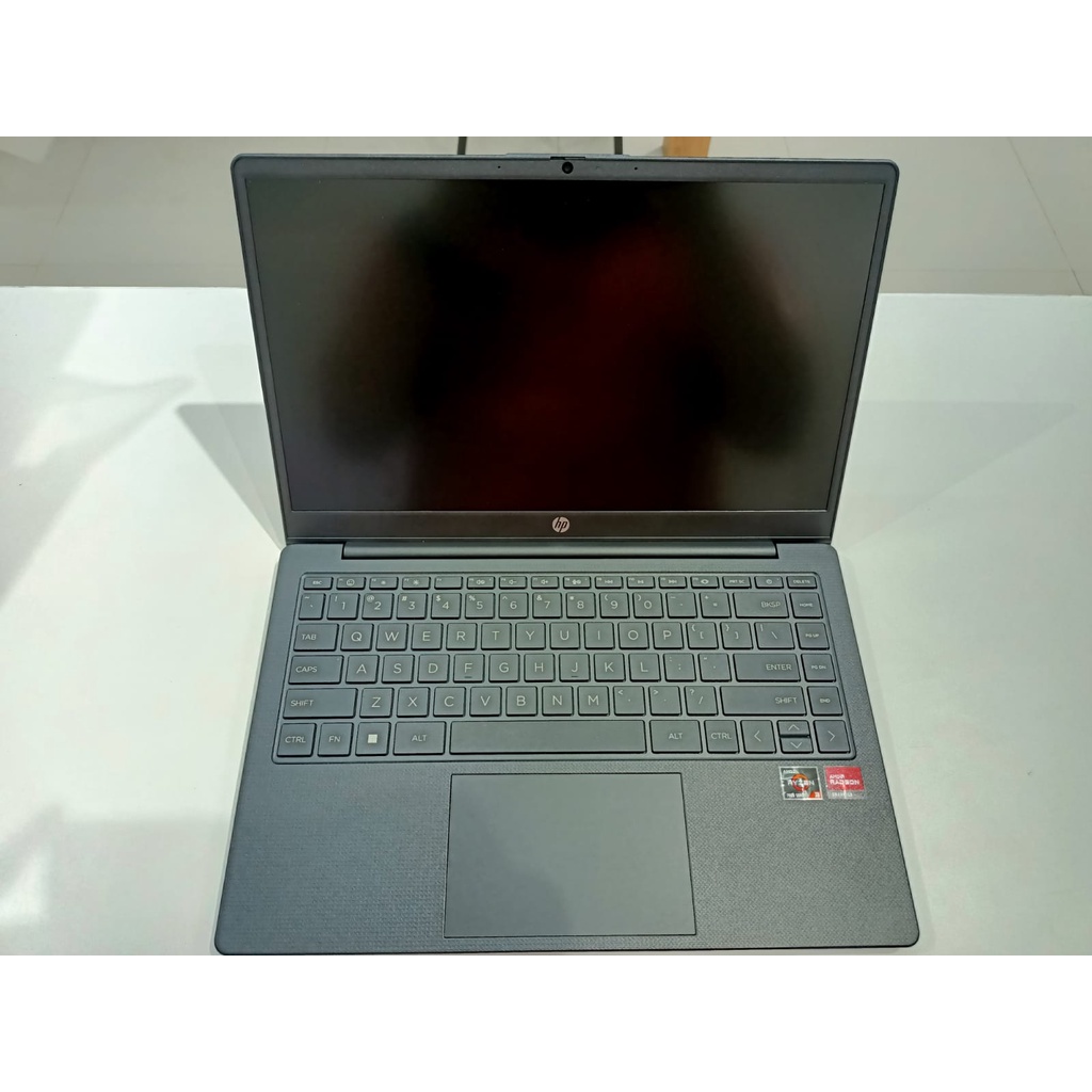 Laptop Gaming HP 14S EM0032AU Ryzen 3 7320U Ram 16GB 512GB SSD Fhd Windows 11 + Office 2021 Original