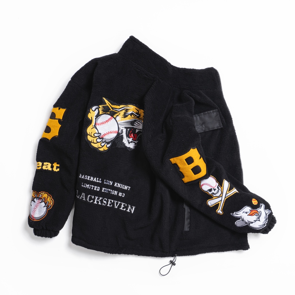 VARSITY SHERPA JACKET | TIGER BLACK