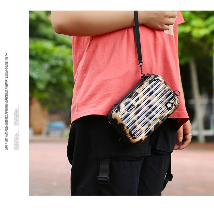 Khatinstore Tas Selempang Wanita / Tas Remaja Kekinian Terbaru Import FOREVER YOUNG Jakarta COD - 365