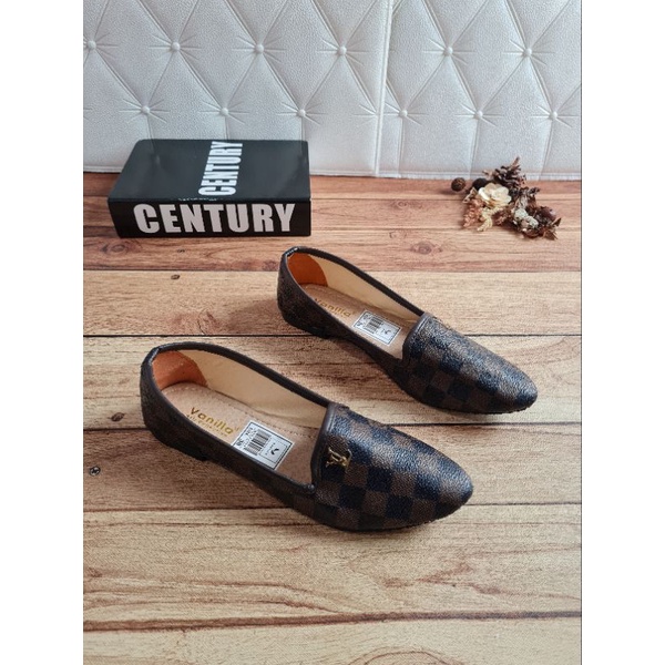 BM 61 flat shoes Wanita Cantik Bahan Sintetis Nyaman Murah