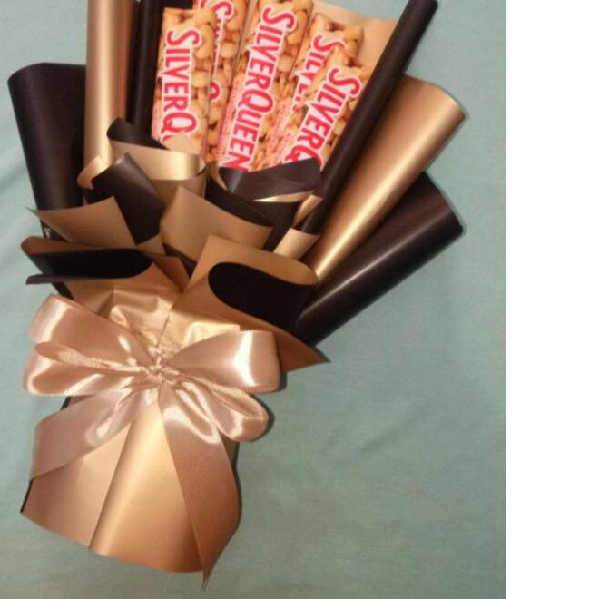 

♥ (Ready) BUCKET SNACK Silverquen 28 grm 5 pcs /Bucket makanan/kado wisuda/kado valentine 30 grm ֍