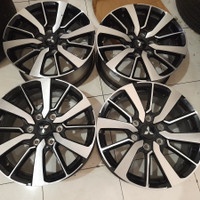 Velg Original STD Pajero Ring 18 Black Polish