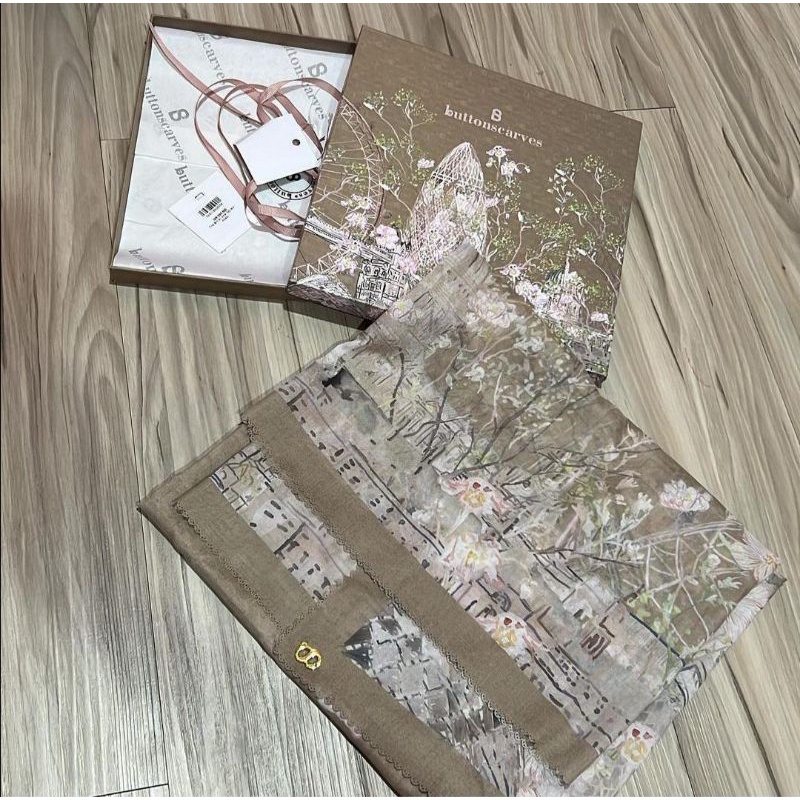 buttonscarves british "khaki"