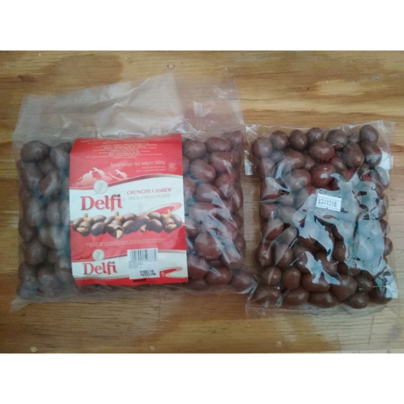 

COKELAT DELFI ALMOND/MEDE 500GR MURAH